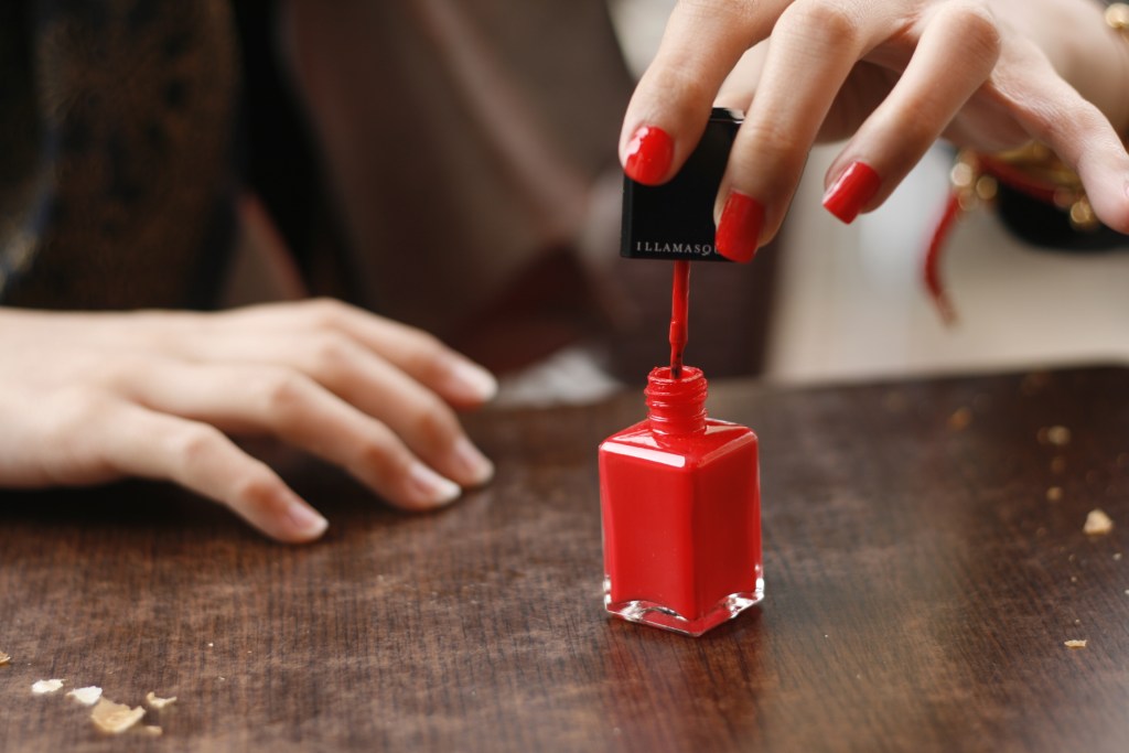 Is Perfect Beauty Over? The Miu Miu Manicure Everyone Is&nbsp;Debating